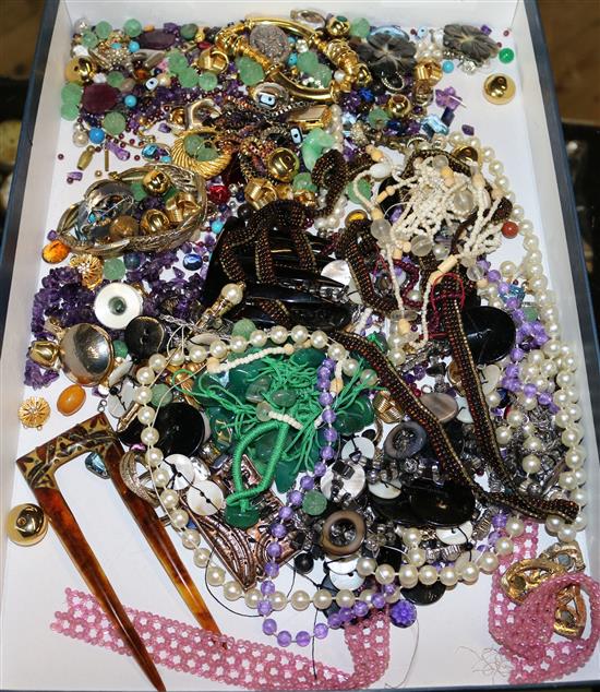 Costume jewellery